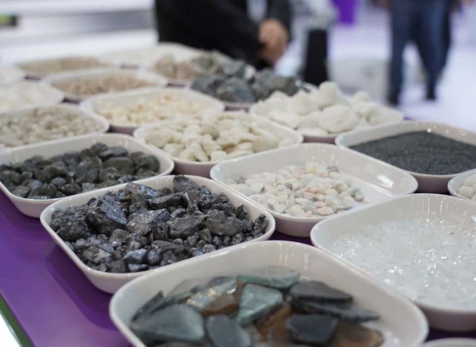 东升国际-「品质引领发展,专一成就将来」